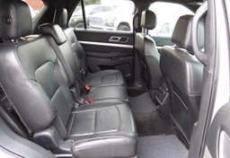 2017 Ford Explorer - Thumbnail 30
