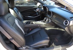 2017 Chevrolet Camaro - Thumbnail 19