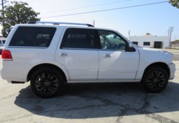 2015 Lincoln Navigator - Thumbnail 9