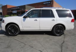 2015 Lincoln Navigator - Thumbnail 3
