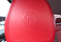 2017 Alfa Romeo Giulia - Thumbnail 28