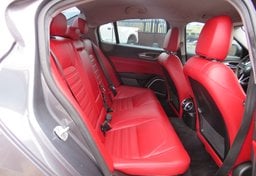 2017 Alfa Romeo Giulia - Thumbnail 31