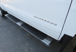 2018 Chevrolet Silverado 1500 - Thumbnail 25
