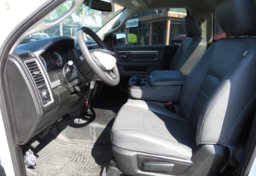 2019 Ram 1500 Classic - Thumbnail 23