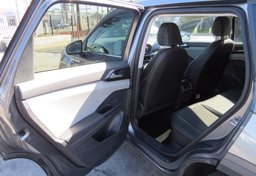 2022 Volkswagen Taos - Thumbnail 22