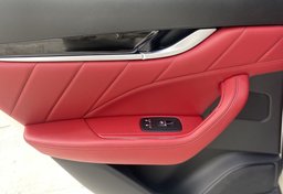 2022 Maserati Levante GT - Thumbnail 35