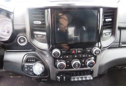 2022 Ram 2500 - Thumbnail 33