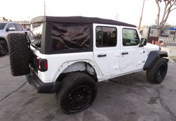 2018 Jeep Wrangler Unlimited - Thumbnail 8