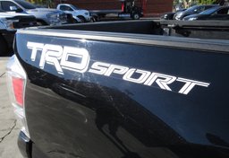 2021 Toyota Tacoma - Thumbnail 25