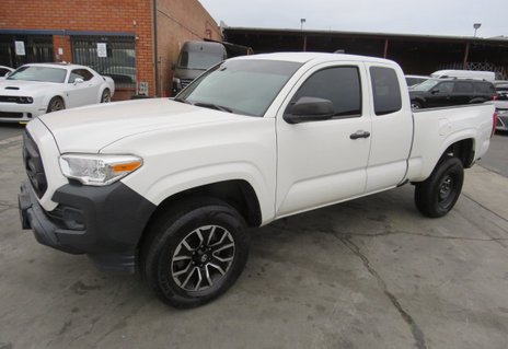 Picture of 2021 Toyota Tacoma