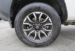 2021 Toyota Tacoma - Thumbnail 16