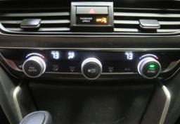 2021 Honda Accord - Thumbnail 32