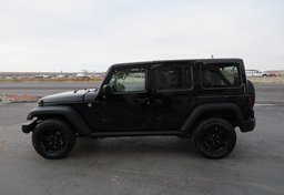 2016 Jeep Wrangler Unlimited - Thumbnail 10