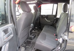 2016 Jeep Wrangler Unlimited - Thumbnail 25