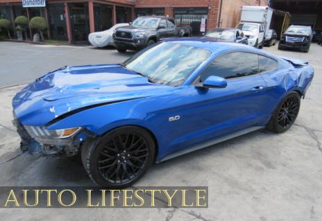 Picture of 2017 Ford Mustang