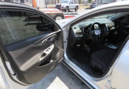 2020 Chevrolet Malibu - Thumbnail 18