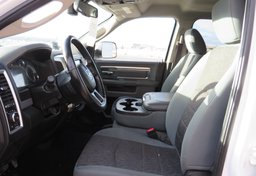 2019 Ram 1500 Classic - Thumbnail 35