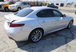 2017 Alfa Romeo Giulia - Thumbnail 7