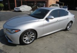 2017 Alfa Romeo Giulia - Thumbnail 1