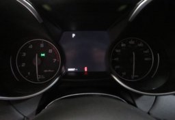 2017 Alfa Romeo Giulia - Thumbnail 33