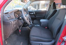 2020 Toyota 4Runner - Thumbnail 25