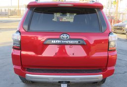 2020 Toyota 4Runner - Thumbnail 12