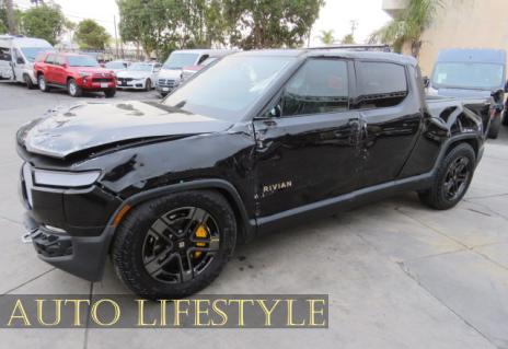 Picture of 2022 Rivian R1T