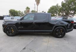 2022 Rivian R1T - Thumbnail 5