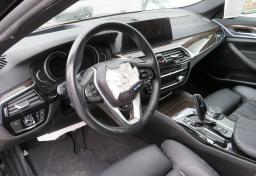 2018 BMW 5 Series - Thumbnail 18