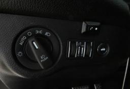 2018 Dodge Challenger - Thumbnail 33