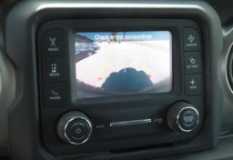 2020 Jeep Wrangler Unlimited - Thumbnail 28