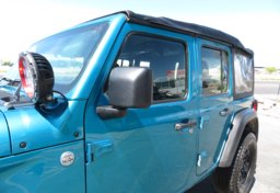 2020 Jeep Wrangler Unlimited - Thumbnail 10