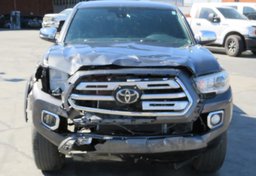 2018 Toyota Tacoma - Thumbnail 9