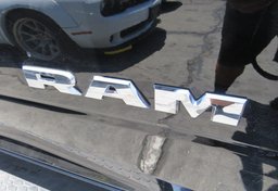 2022 Ram 3500 - Thumbnail 21