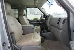 2018 Nissan NV Passenger - Thumbnail 30