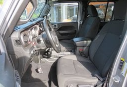 2020 Jeep Wrangler Unlimited - Thumbnail 21