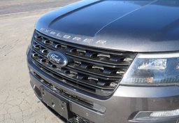 2016 Ford Explorer - Thumbnail 20
