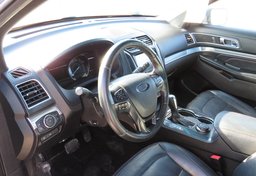 2016 Ford Explorer - Thumbnail 24