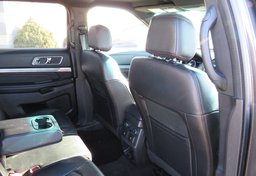 2016 Ford Explorer - Thumbnail 29