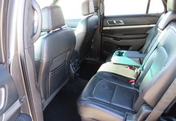 2016 Ford Explorer - Thumbnail 32