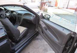 2003 Ford Mustang - Thumbnail 33