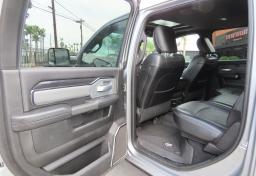 2020 Ram 2500 - Thumbnail 25