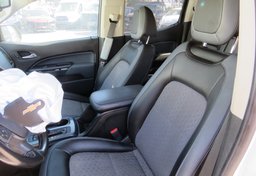 2017 Chevrolet Colorado - Thumbnail 25