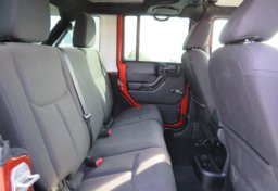 2014 Jeep Wrangler Unlimited - Thumbnail 30