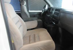 2003 Chevrolet Express Cargo Van 4X4 - Thumbnail 30