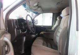 2003 Chevrolet Express Cargo Van 4X4 - Thumbnail 32