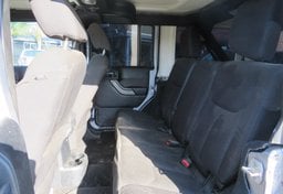 2015 Jeep Wrangler Unlimited - Thumbnail 26