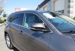 2015 Toyota Highlander - Thumbnail 14