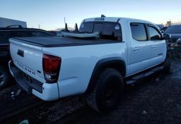 2016 Toyota Tacoma - Thumbnail 4