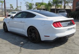 2019 Ford Mustang - Thumbnail 8